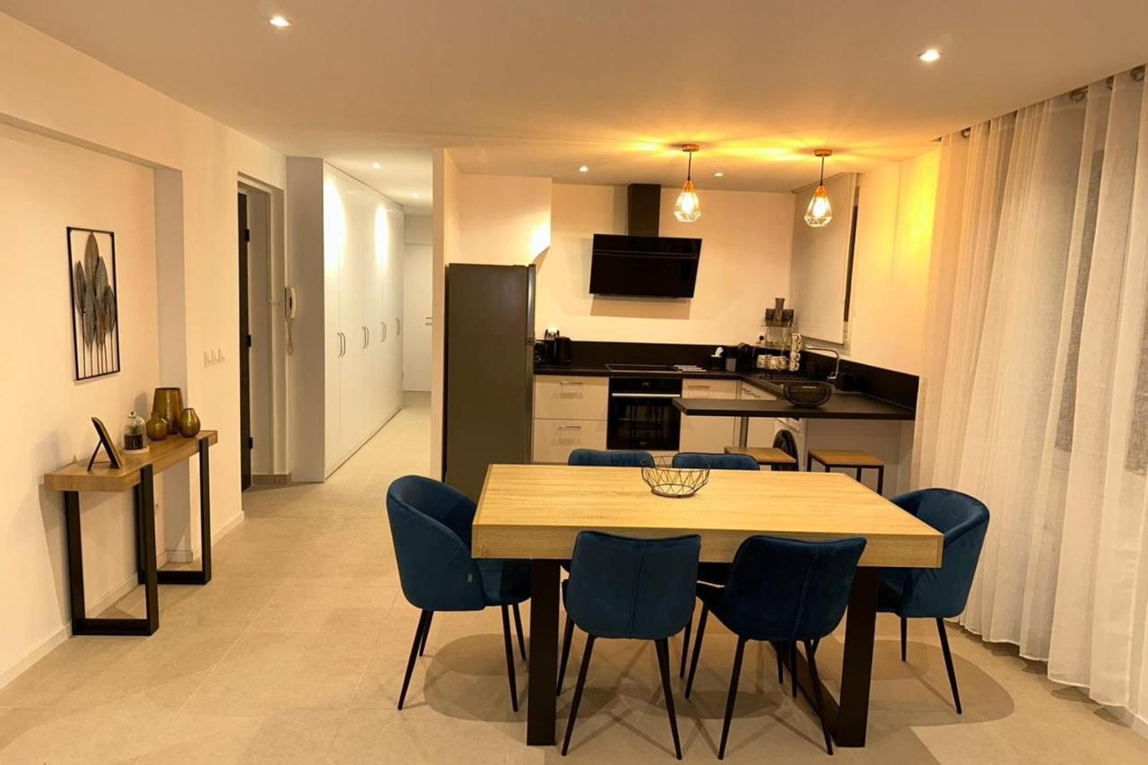 The Charming Two-bedroom Parilly Republic Appartamento