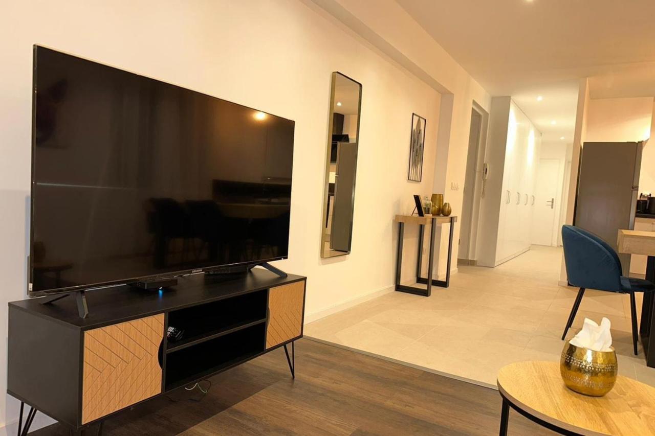 The Charming Two-bedroom Parilly Republic